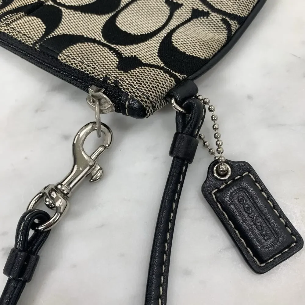 COACH Signature Wristlet 7